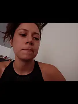 MommyMiaWs online show from 12/05/25, 07:34