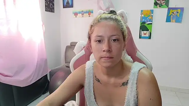 MommyMiaWs online show from 03/19/26, 03:45