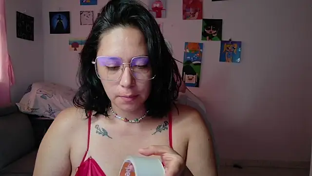 MommyMiaWs online show from 06/24/26, 02:26