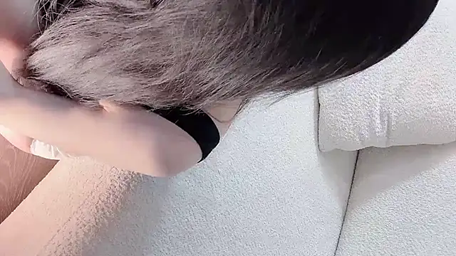 Serena-AU online show from 10/31/25, 03:08