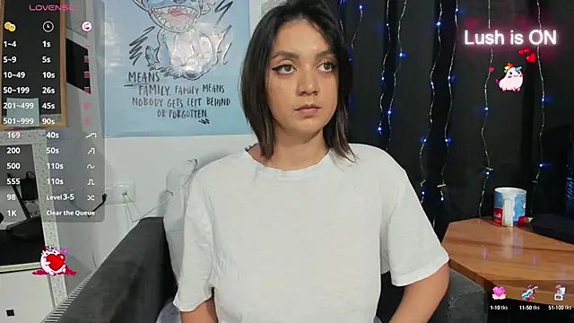 Snapshot of alexysgray chatting on 03/19/25, 06:55 alexysgray online show from 03/19/25, 06:55