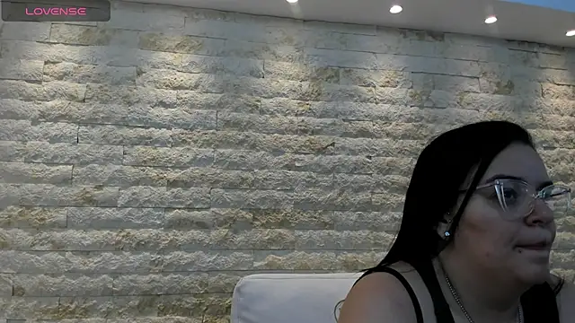 anette cooper online show from 11/28/25, 04:12