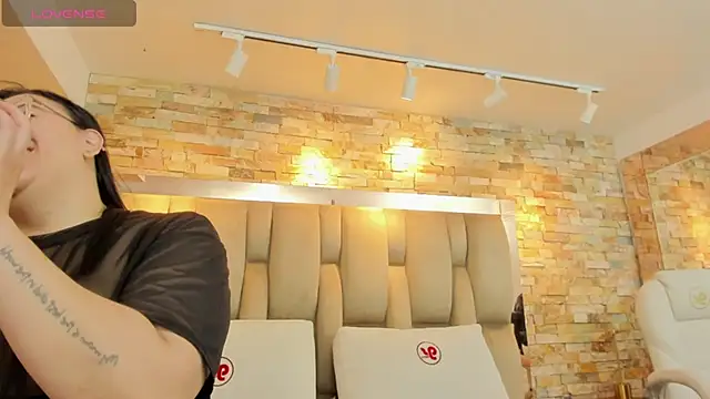 anette cooper online show from 09/15/25, 03:18