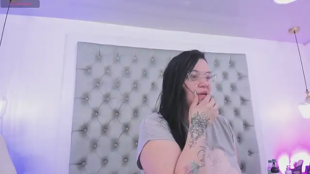 anette cooper online show from 04/11/26, 01:02