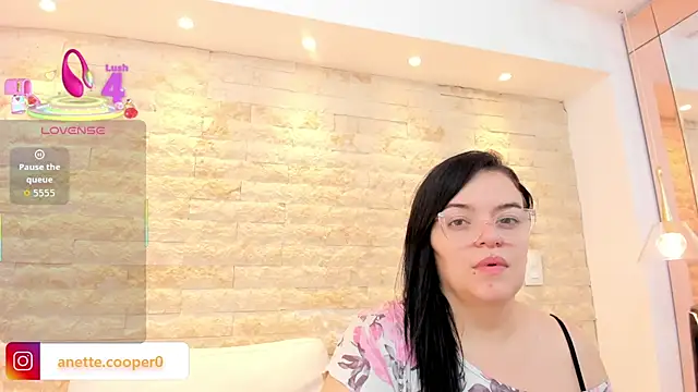 anette cooper online show from 12/03/25, 03:40