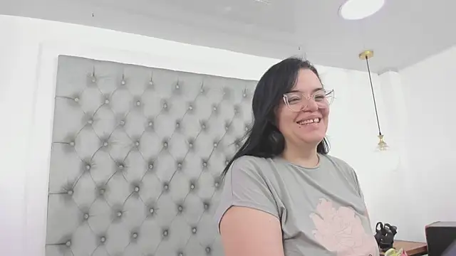 anette cooper online show from 01/19/26, 03:32