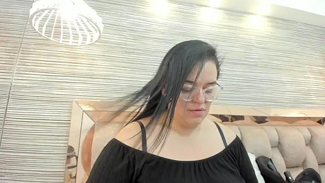 anette cooper online show from 11/15/25, 03:21