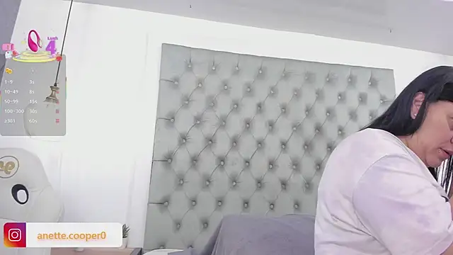 anette cooper online show from 09/27/25, 03:56