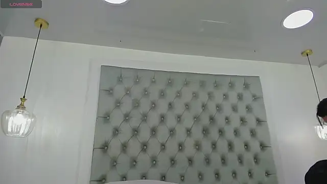 anette cooper online show from 10/04/25, 03:41