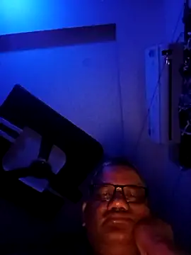 StarPacifist6 online show from 12/29/24, 01:13