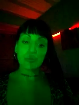 Snapshot of estefyzapata chatting on 03/11/26, 12:48 estefyzapata online show from 03/11/26, 12:48