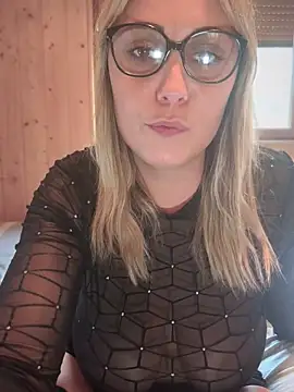 Leanymphoo online show from 10/08/25, 03:13