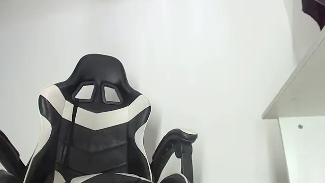 Camila Darks online show from 12/03/24, 09:39