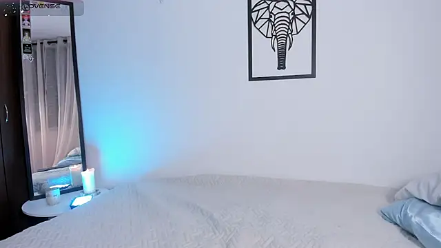 emilybae  online show from 11/11/25, 01:22