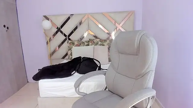 kylie reyes online show from 02/23/26, 07:25