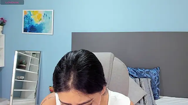 Snapshot of kylie_reyes chatting on 10/30/25, 07:55 kylie reyes online show from 10/30/25, 07:55