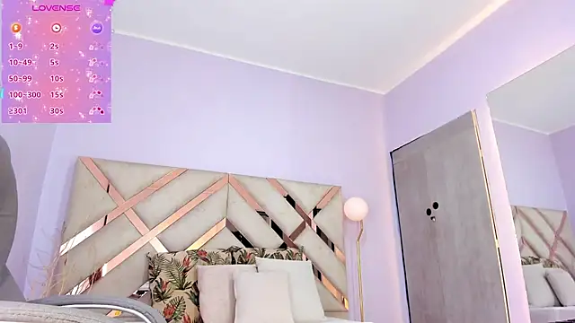 Snapshot of kylie_reyes chatting on 12/02/25, 07:15 kylie reyes online show from 12/02/25, 07:15