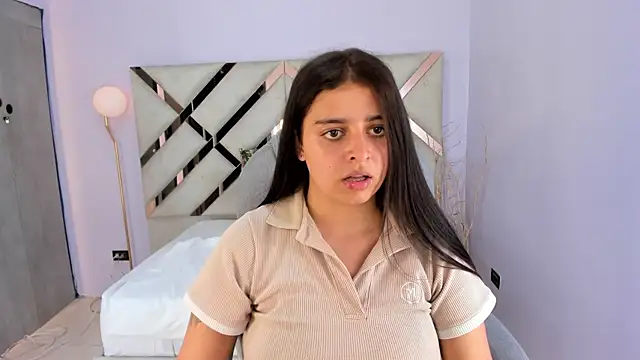 Snapshot of kylie_reyes chatting on 12/22/25, 07:25 kylie reyes online show from 12/22/25, 07:25