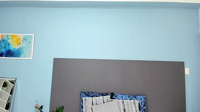 Snapshot of kylie_reyes chatting on 10/21/25, 07:35 kylie reyes online show from 10/21/25, 07:35