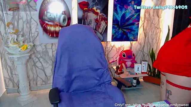 EmiTranny online show from 02/11/26, 12:43