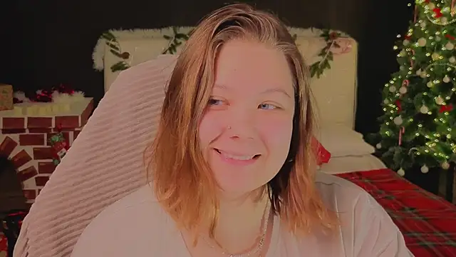 Snapshot of DjennaPalme chatting on 12/05/25, 02:26 DjennaPalme online show from 12/05/25, 02:26