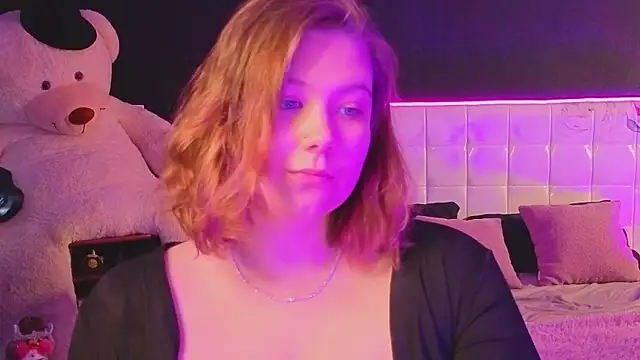 Snapshot of DjennaPalme chatting on 11/26/25, 01:55 DjennaPalme online show from 11/26/25, 01:55