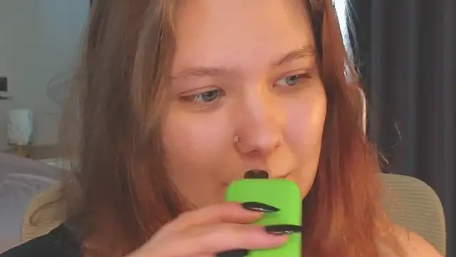 Snapshot of DjennaPalme chatting on 04/11/26, 07:45 DjennaPalme online show from 04/11/26, 07:45