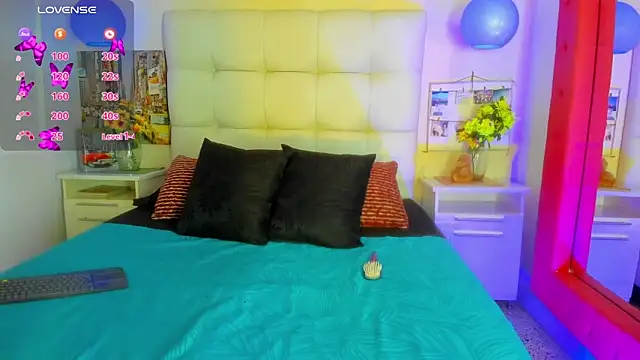 cinthya walker1 online show from 04/13/26, 02:21