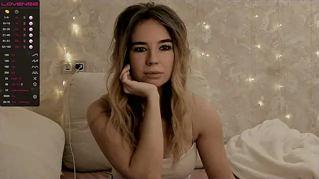 EvaSileZ online show from 11/08/25, 02:31