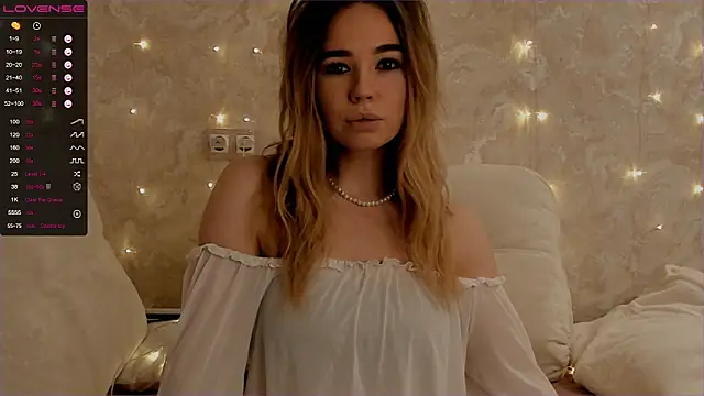 EvaSileZ online show from 10/23/25, 05:00