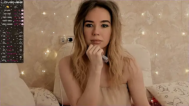 EvaSileZ online show from 12/22/25, 07:52