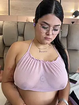 im mou  online show from 12/15/25, 12:55