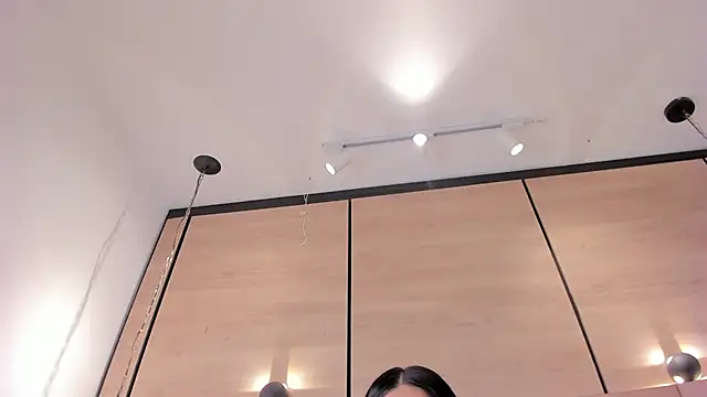 im mou  online show from 04/15/26, 07:58