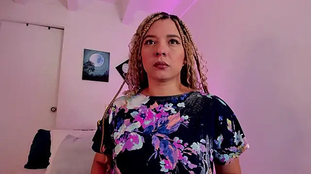 Gaia Stone online show from 10/30/25, 10:46