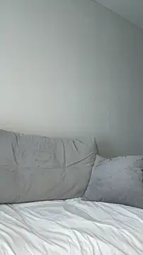 Snapshot of Mia_Roxie chatting on 07/02/26, 03:07 Mia Roxie online show from 07/02/26, 03:07