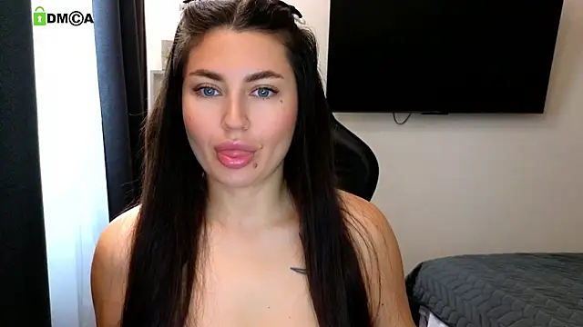 Snapshot of gracedorce chatting on 10/09/25, 02:23 gracedorce online show from 10/09/25, 02:23