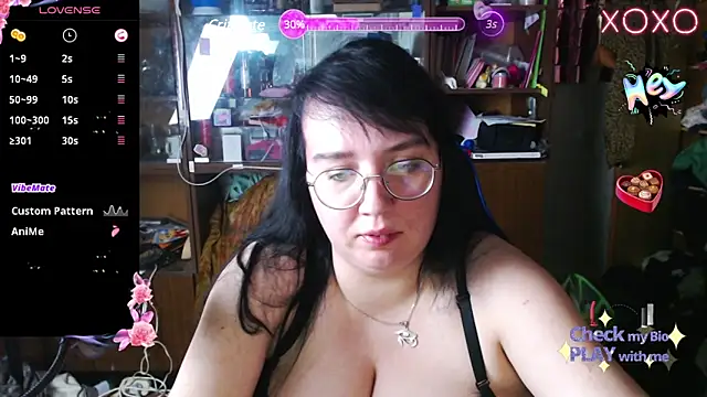 Snapshot of LeonaHarrison chatting on 03/10/25, 05:11 LeonaHarrison online show from 03/10/25, 05:11