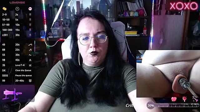 Snapshot of LeonaHarrison chatting on 09/28/25, 09:55 LeonaHarrison online show from 09/28/25, 09:55