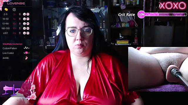 Snapshot of LeonaHarrison chatting on 10/14/25, 07:25 LeonaHarrison online show from 10/14/25, 07:25