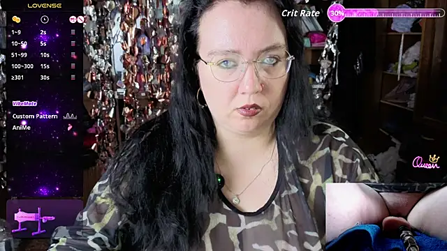 Snapshot of LeonaHarrison chatting on 06/23/26, 11:30 LeonaHarrison online show from 06/23/26, 11:30