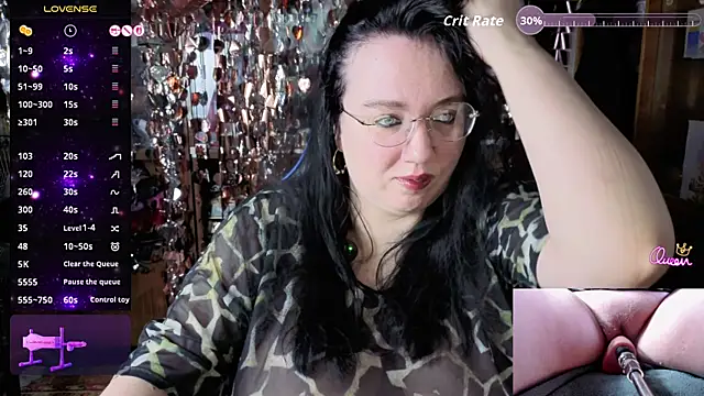 Snapshot of LeonaHarrison chatting on 06/05/26, 12:15 LeonaHarrison online show from 06/05/26, 12:15