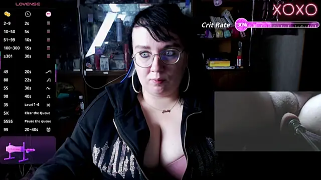 Snapshot of LeonaHarrison chatting on 11/20/25, 02:40 LeonaHarrison online show from 11/20/25, 02:40