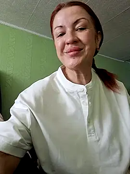 KiraXTender online show from 09/27/25, 03:56