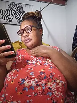 YELLOW BONE online show from 06/01/26, 08:30