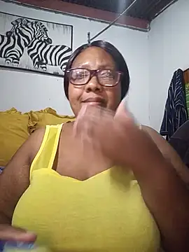 Snapshot of YELLOW_BONE chatting on 07/14/26, 08:48 YELLOW BONE online show from 07/14/26, 08:48