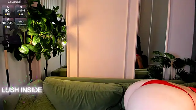 Snapshot of Pretty_Alison chatting on 09/12/25, 08:47 Pretty Alison online show from 09/12/25, 08:47