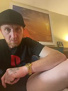 Snapshot of b1gd1ckg1nger86 chatting on 03/12/25, 07:47 b1gd1ckg1nger86 online show from 03/12/25, 07:47