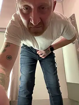 Snapshot of b1gd1ckg1nger86 chatting on 01/06/25, 11:09 b1gd1ckg1nger86 online show from 01/06/25, 11:09