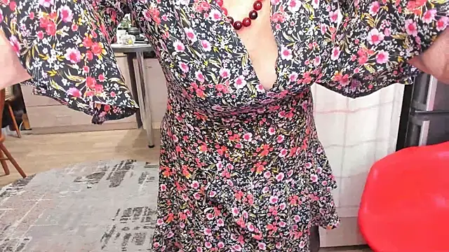 Tina Joness online show from 10/02/25, 06:11