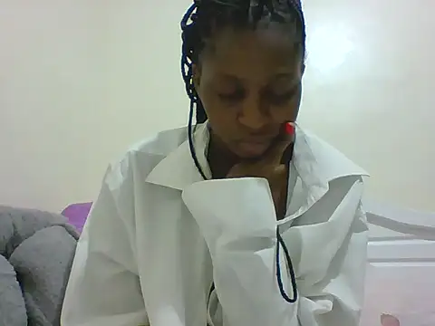 Snapshot of sabssexy chatting on 06/01/26, 01:00 sabssexy online show from 06/01/26, 01:00